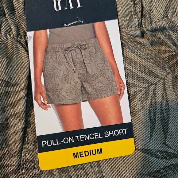GAP Pull On Tencel Short, Size M, NWT - Picture 4 of 4